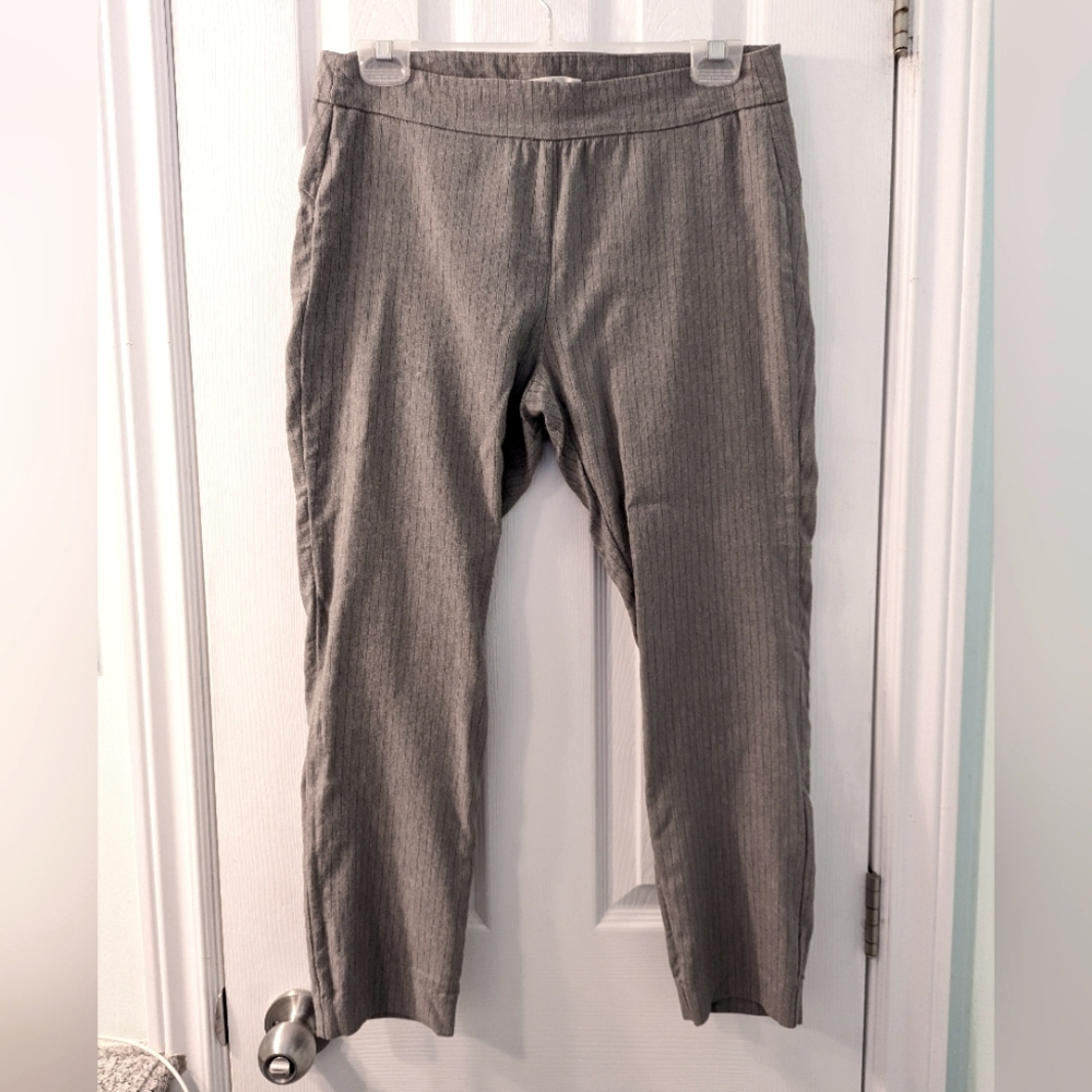 Pin Stripe CroppedPants